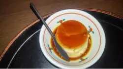 alt="定番！岡本屋の地獄蒸しプリン"
