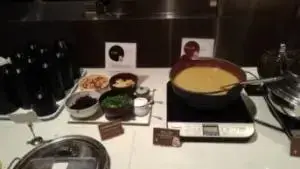 alt="朝食ブュッフェの大分名物だんご汁"