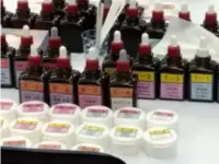 alt="香水作りに挑戦！"