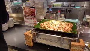 alt="別府清風 朝食バイキングの日田焼きそば"