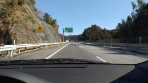 alt="冬の晴天時の大分道”