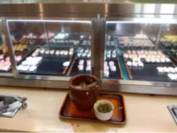 alt="お寿司コーナー"